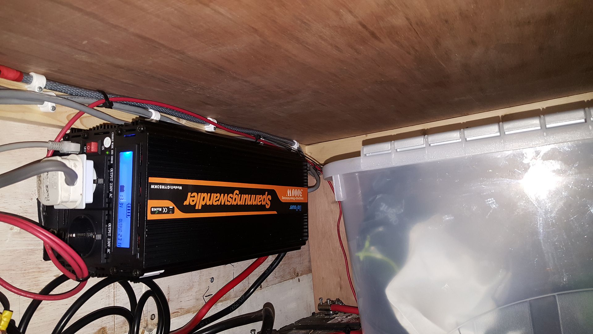 Can you use idling engine/alternator as a generator? Motorhome Builder